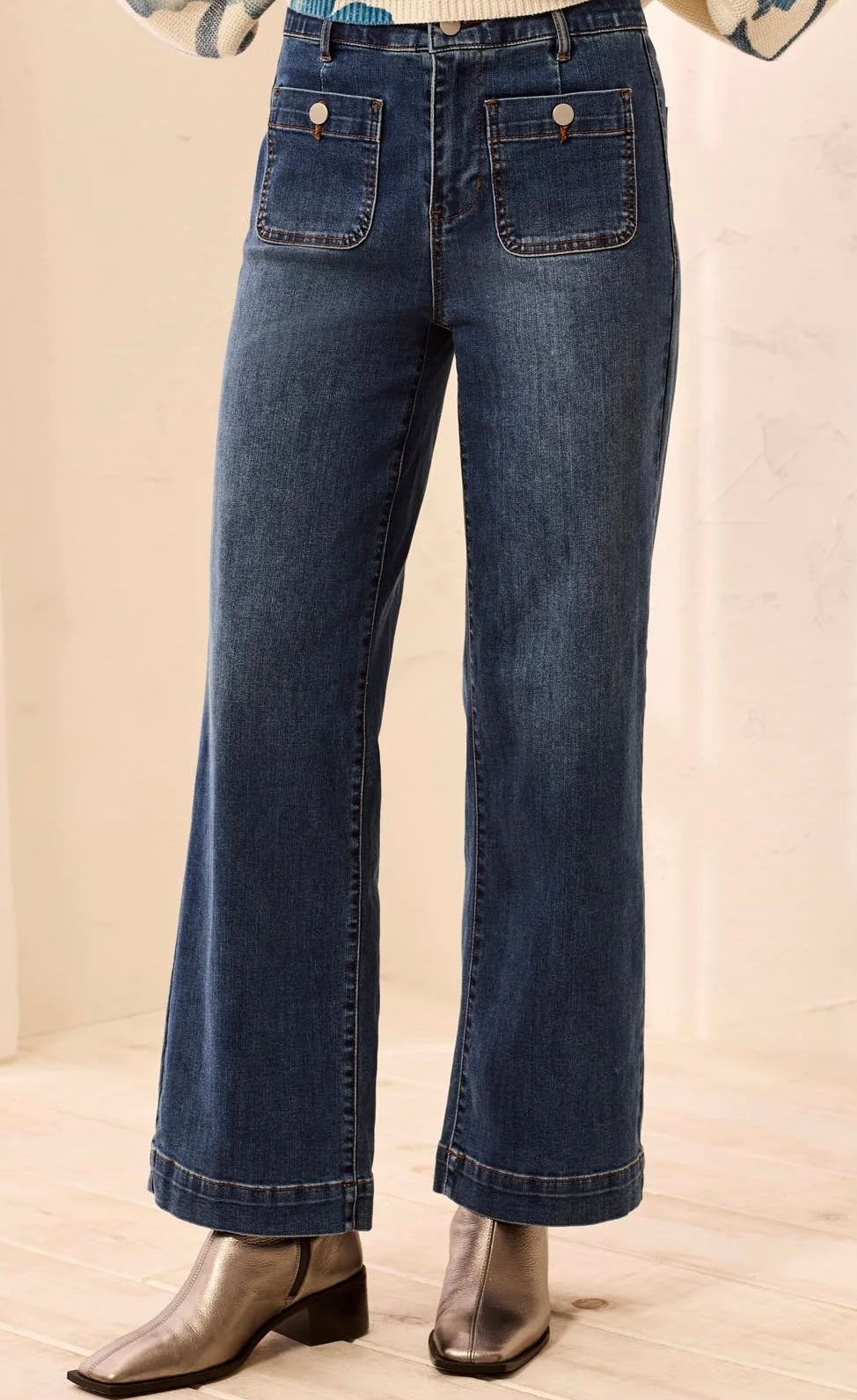 Tribal Women's Sophia Curvy Super Straight Ankle Denim Jeans