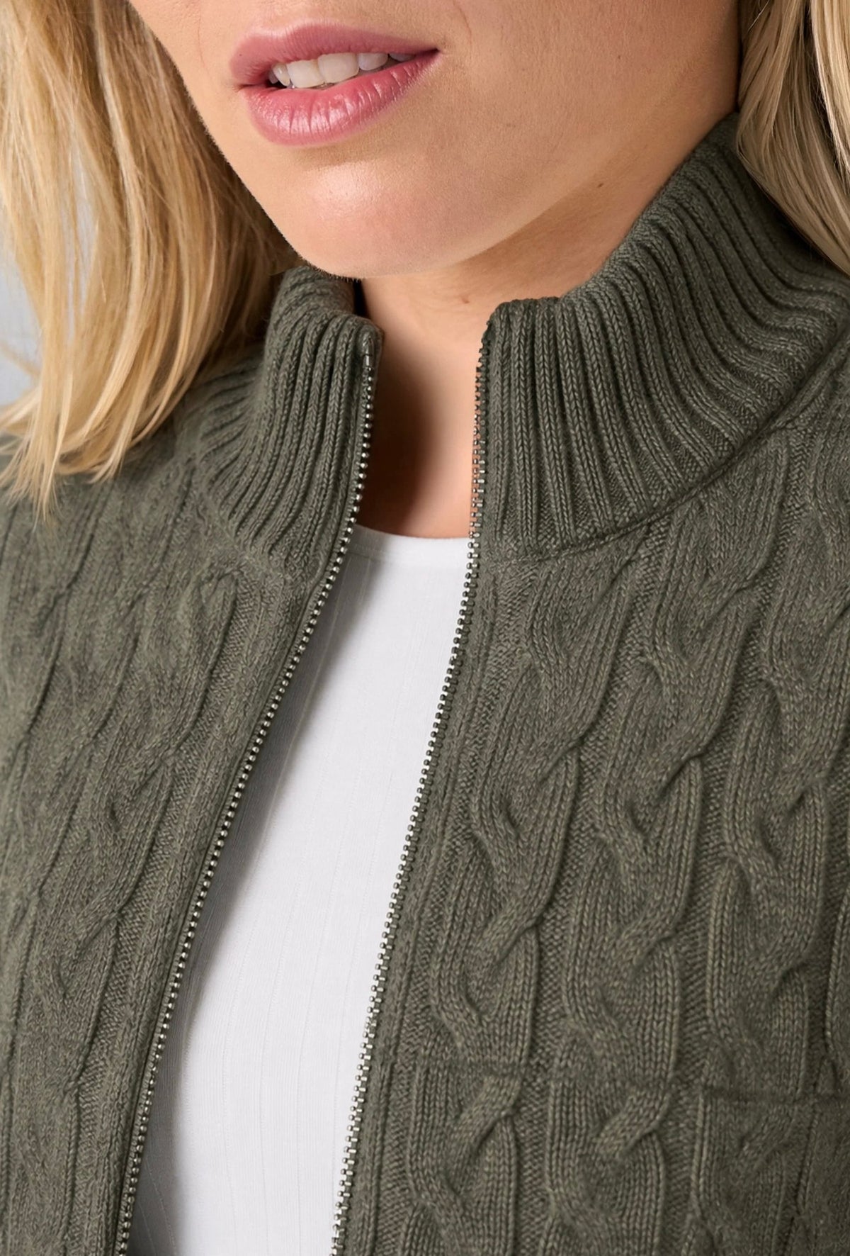 Liverpool Women's Zip Front Quilted Sweater Jacket - OLIVIA'S