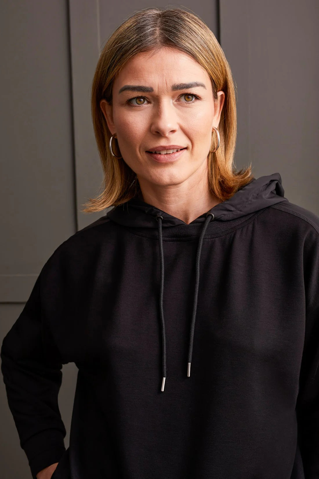 Techno Lux Stretch Hooded Top