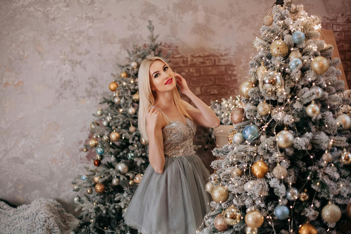 Holiday Dress Shopping Guide For Salem Boutiques - OLIVIA'S