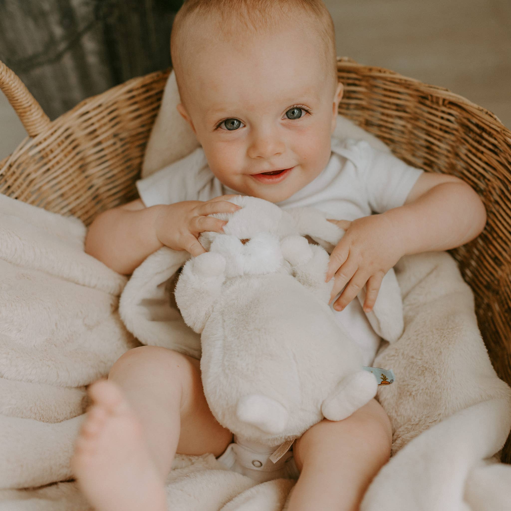 Tiny Nibble 8" Bunny - Cream