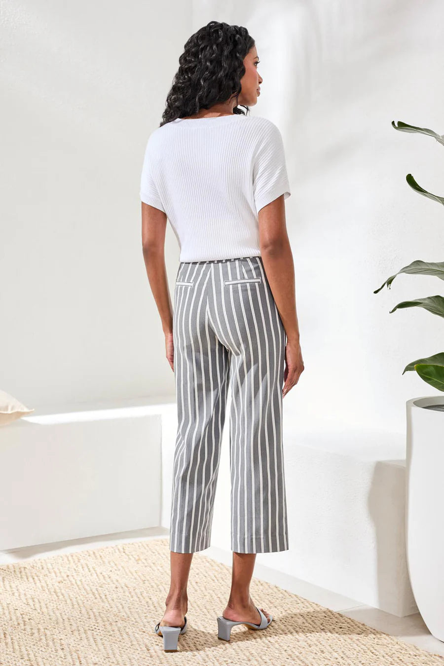 Tribal Pull-On Capri