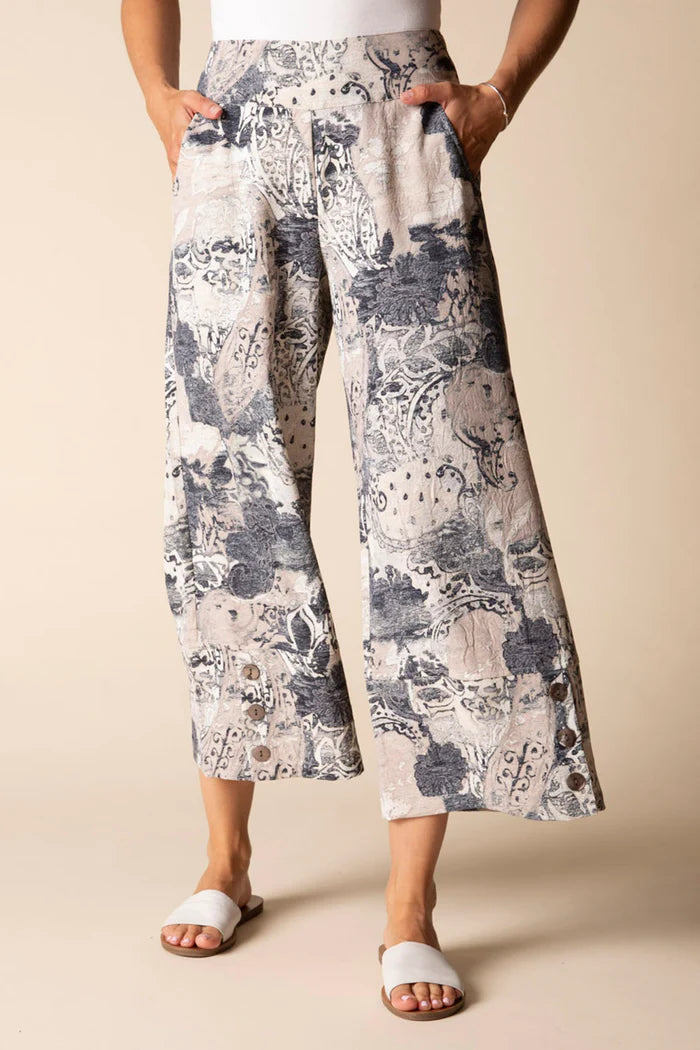 Button Hem Crop Pant