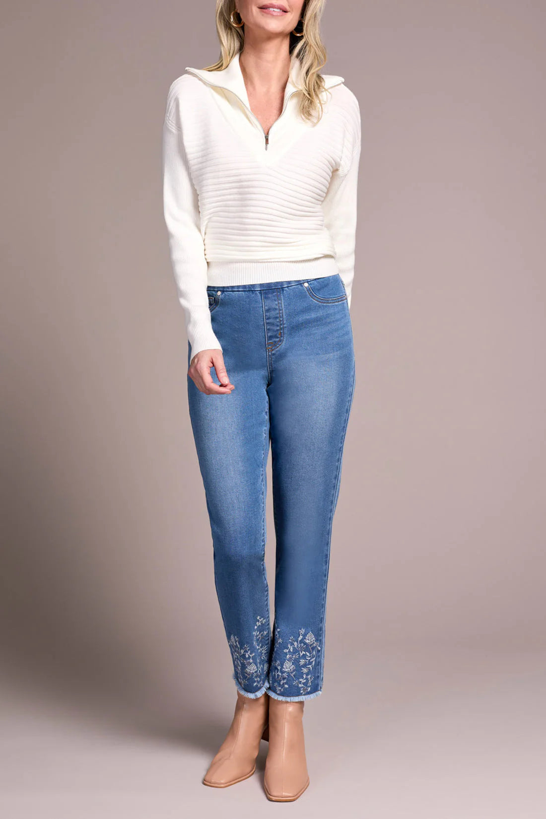 Audrey Pull On Slim Jeans W/ Embroidery
