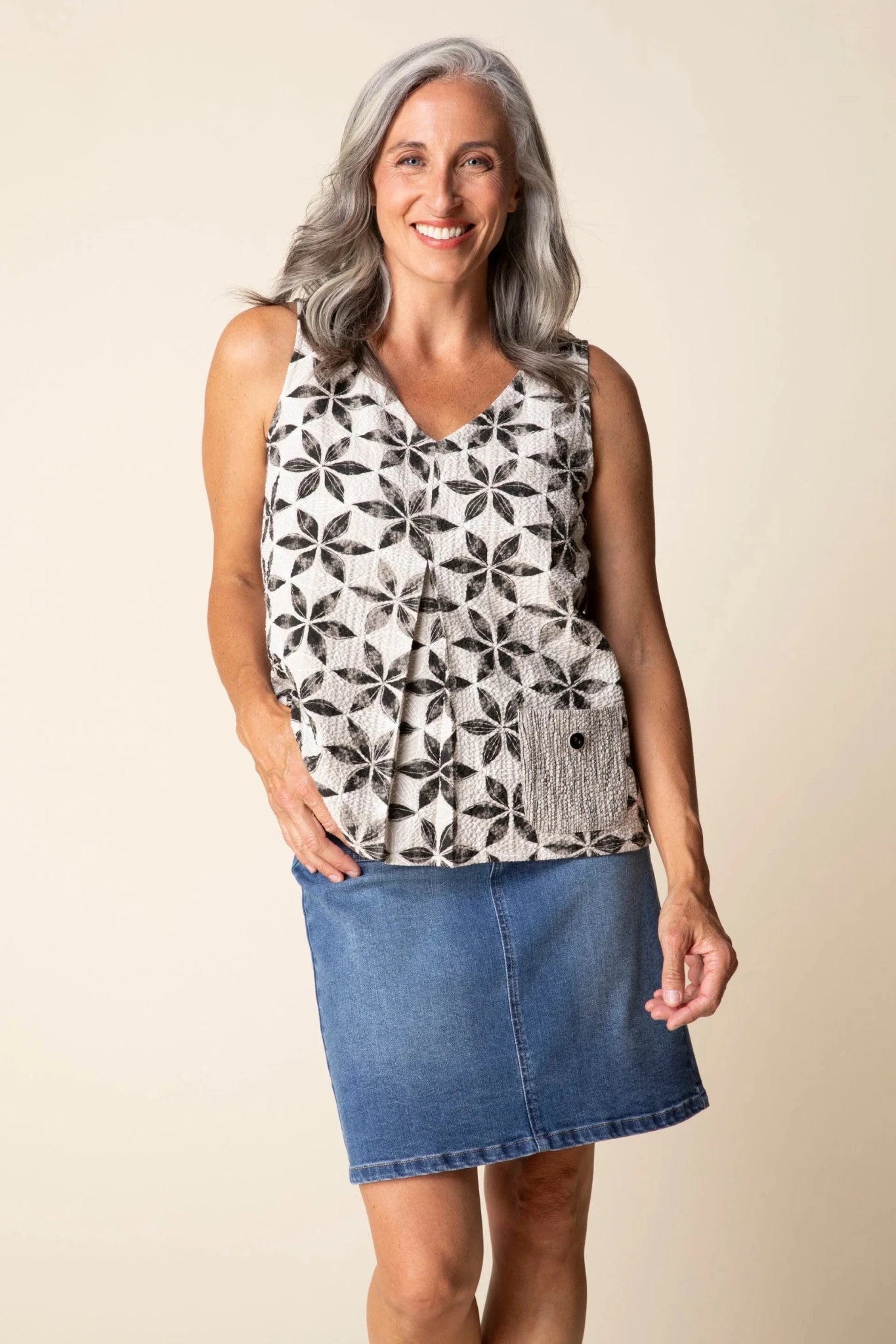 Habitat Amalfi Floral Mix Tank - OLIVIA'S