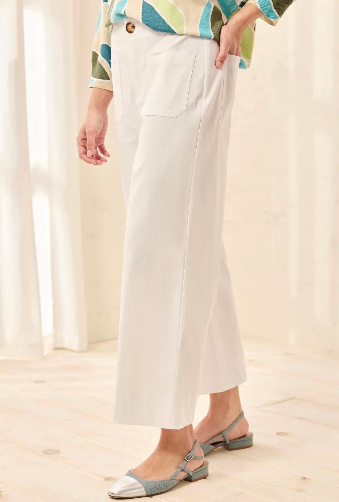 Tribal High Rise Capri W/ Pockets - OLIVIA'S