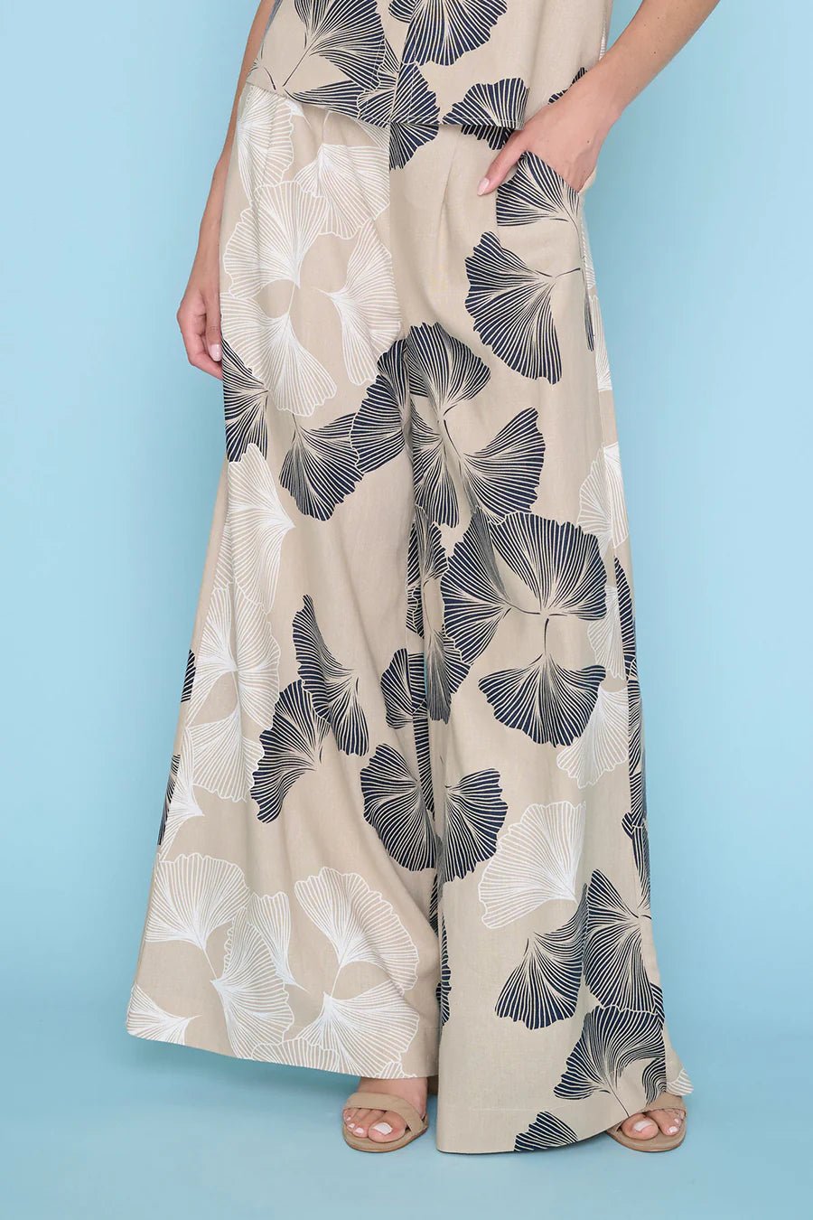 Wide Legged Pleated Pant - OLIVIA'S